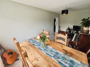 Dining room- click for photo gallery